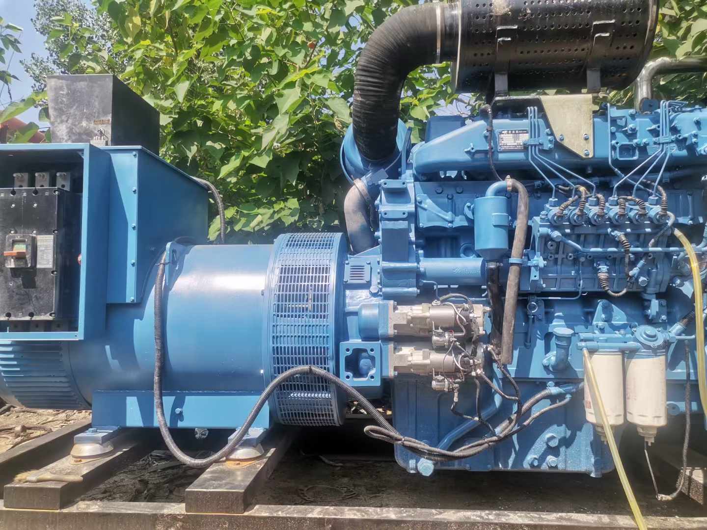 长丰详细说明降低 800kW 柴油发电机输出电流波动的方法