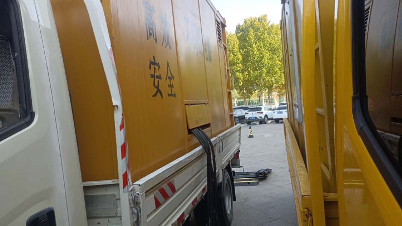 长丰如何判断柴油发电机组和UPS电源的切换时间是否符合要求？