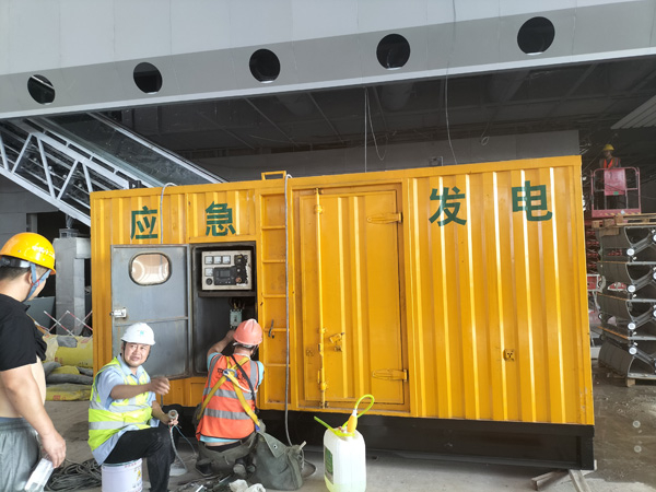 长丰怎样判断空气滤清器是否需要更换？